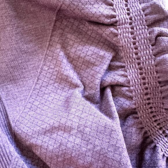 Lululemon In The Flow Crop II Heathered Bordeaux Drama Seamless Yoga 16" 6 - Picture 3 of 5